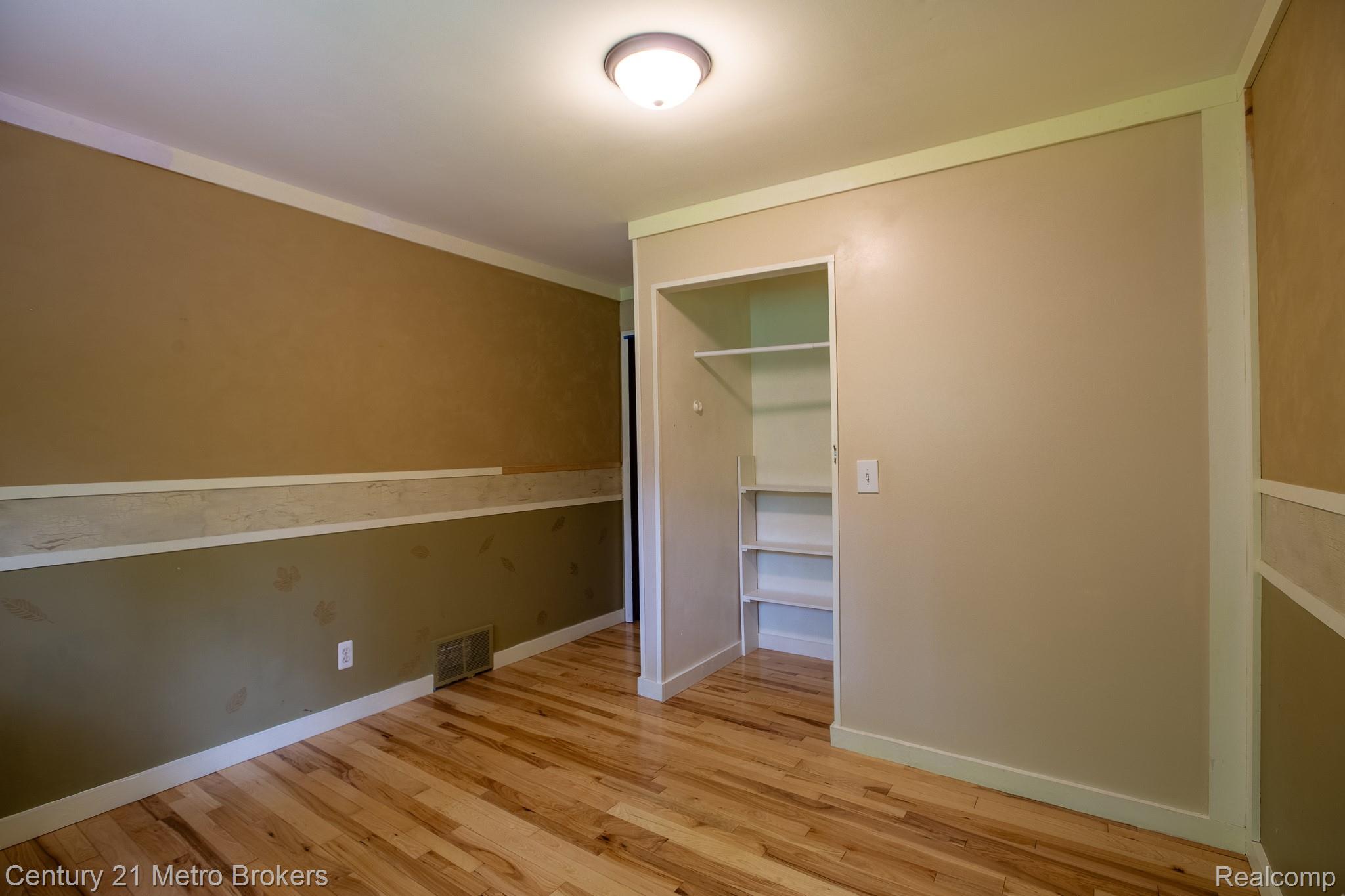 5262 Conifer Drive Property Photo 15