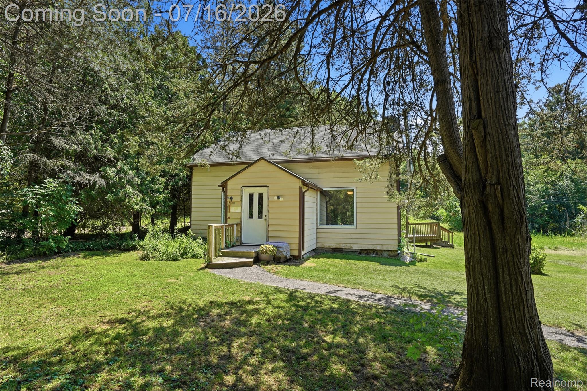 9490 Clark Road Property Photo 1