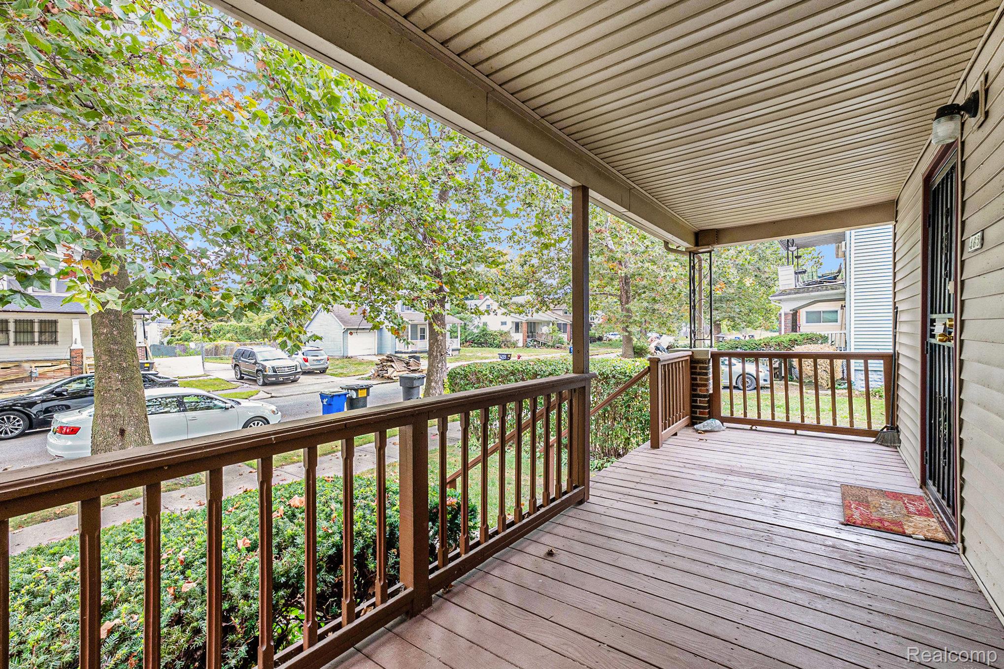 463 Kitchener Street Property Photo 3