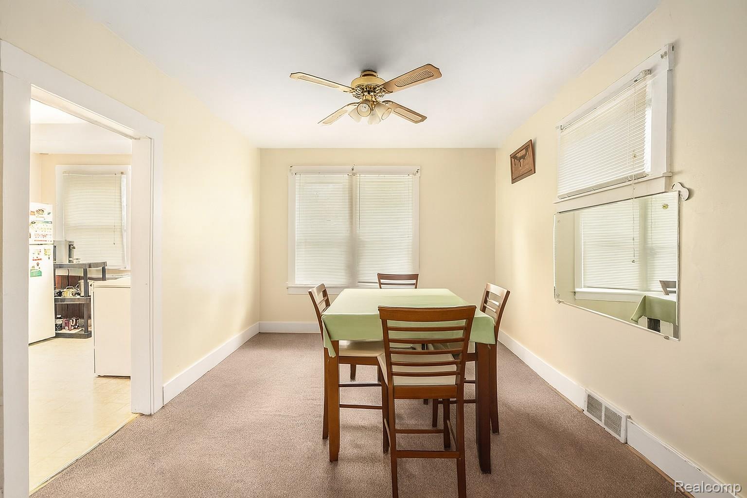 463 Kitchener Street Property Photo 6
