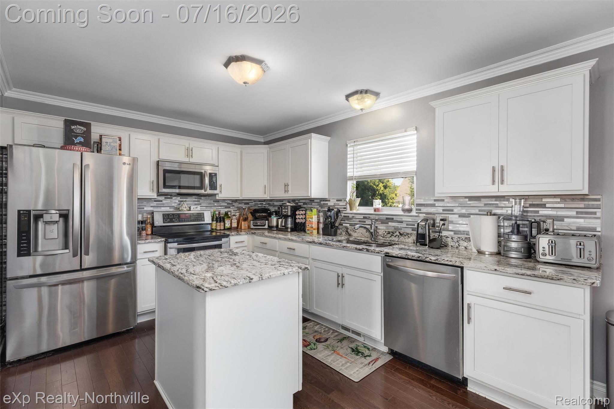 7225 Castell Boulevard Property Photo 7