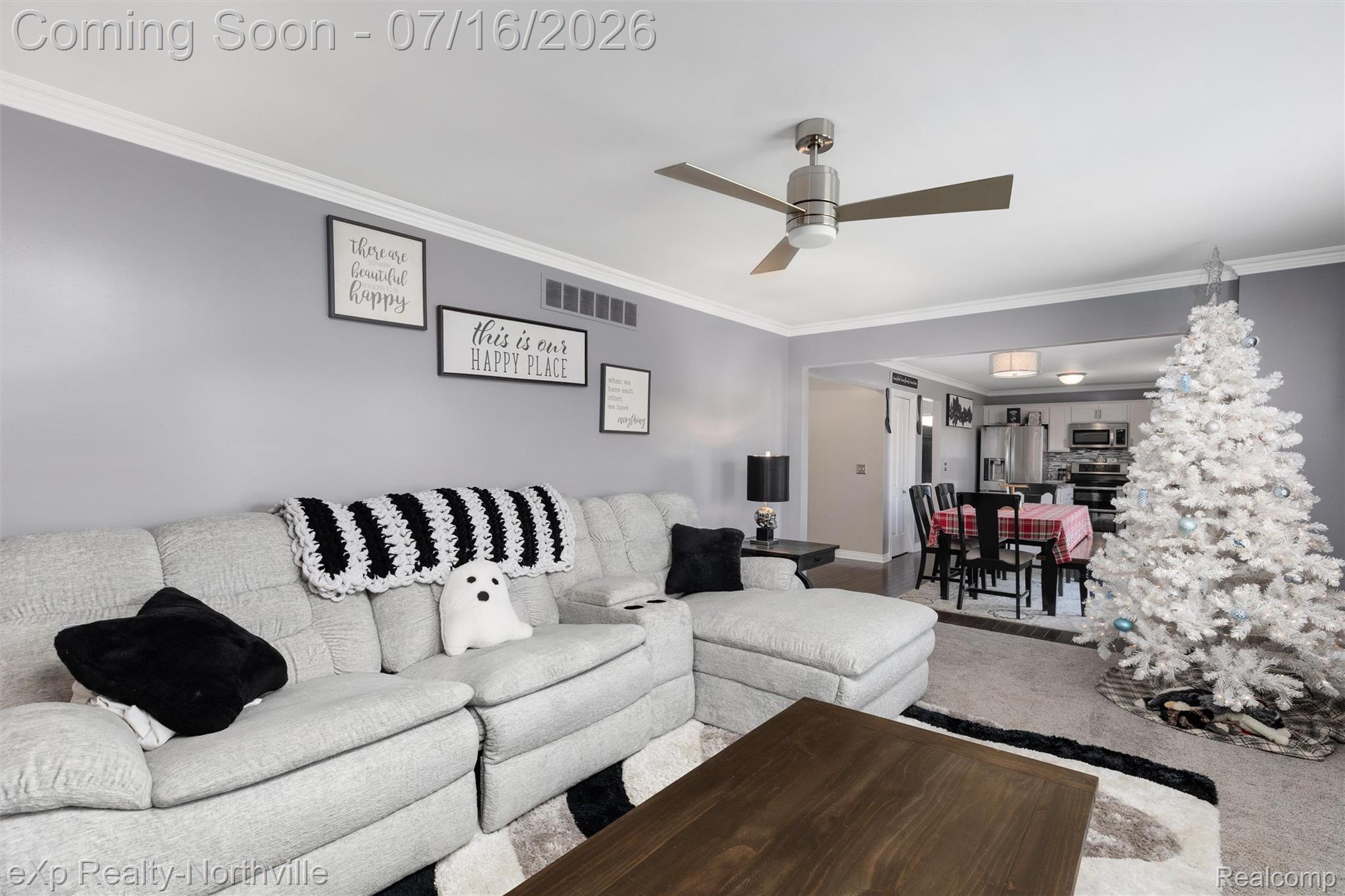 7225 Castell Boulevard Property Photo 12