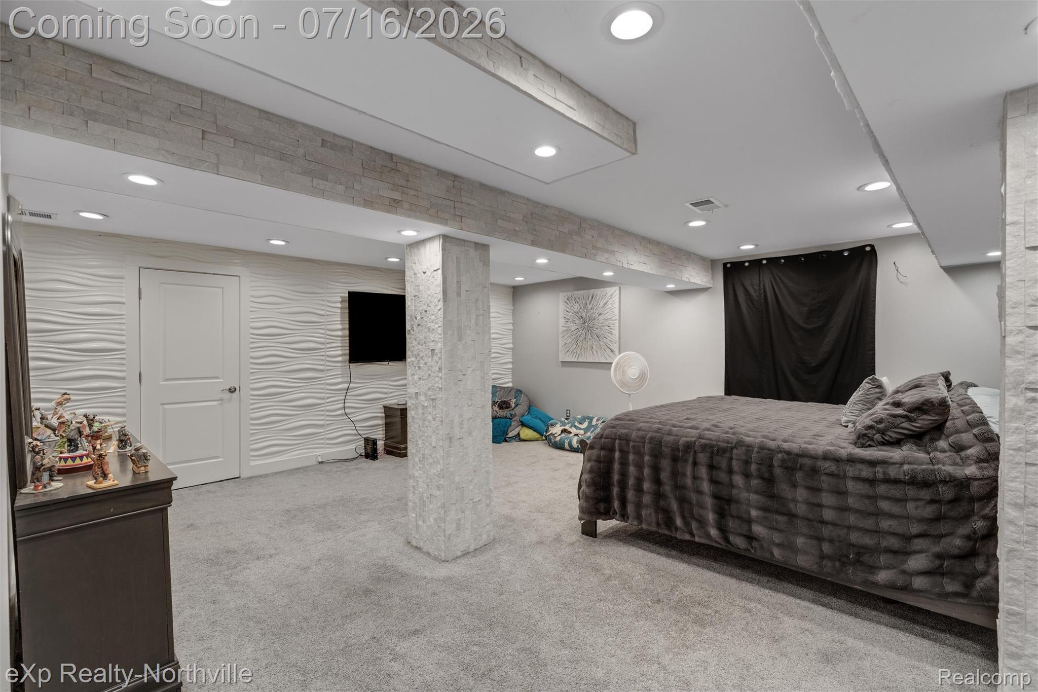 7225 Castell Boulevard Property Photo 23