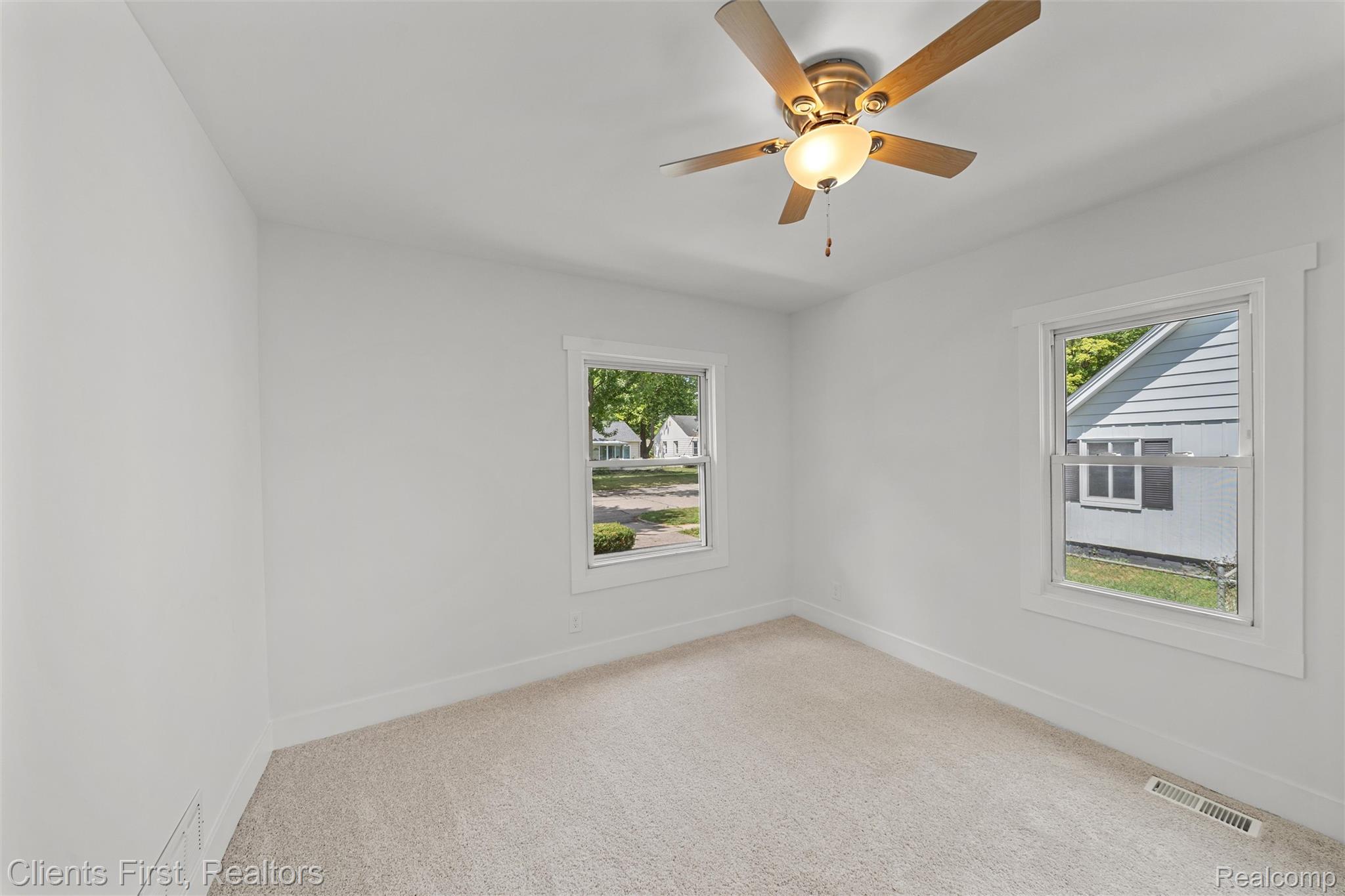 417 Ainsworth Circle Property Photo 11