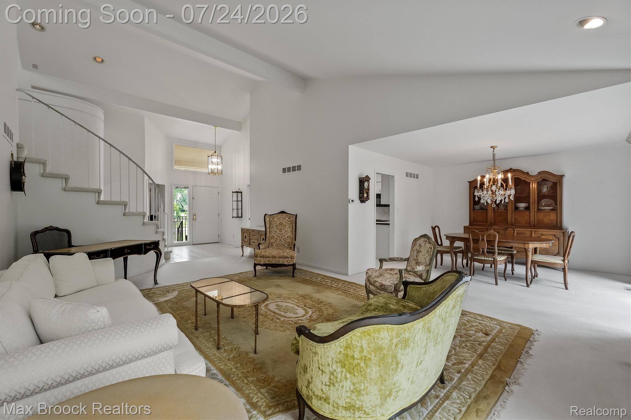 7002 Bridge Way Property Photo 5