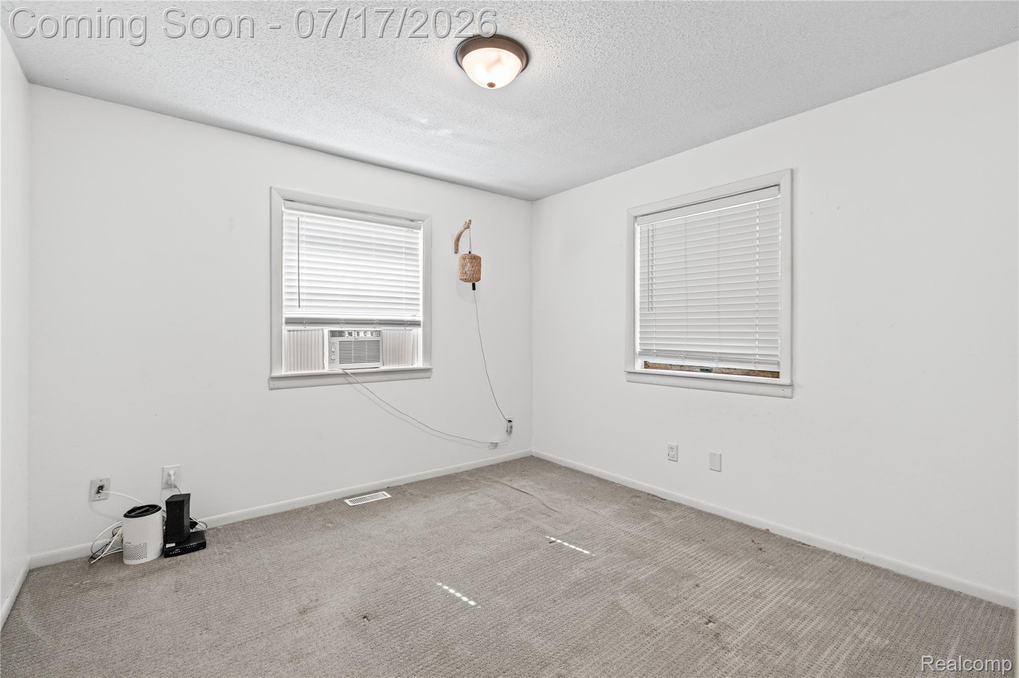 9204 Bray Road Property Photo 5