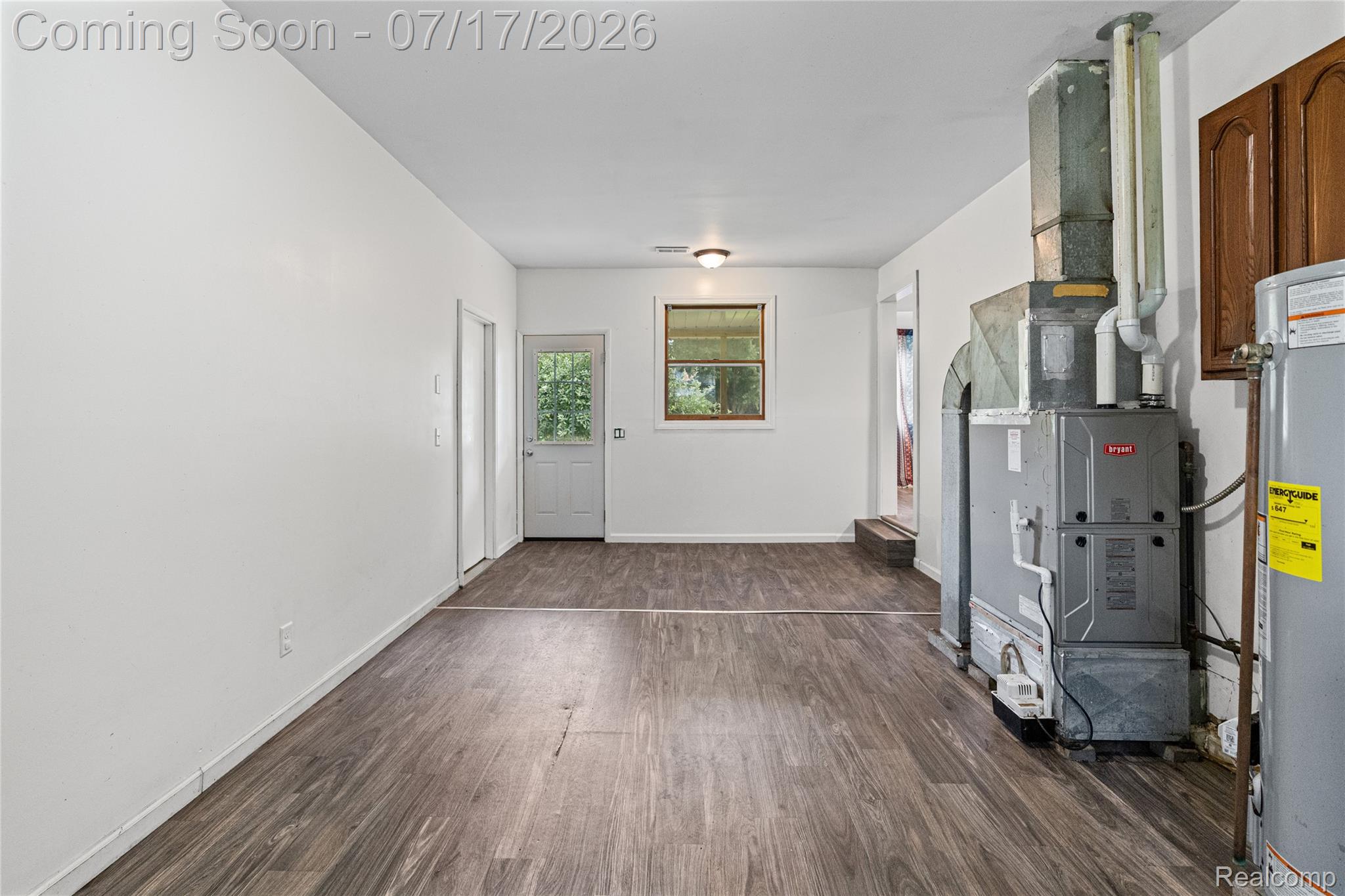 9204 Bray Road Property Photo 11