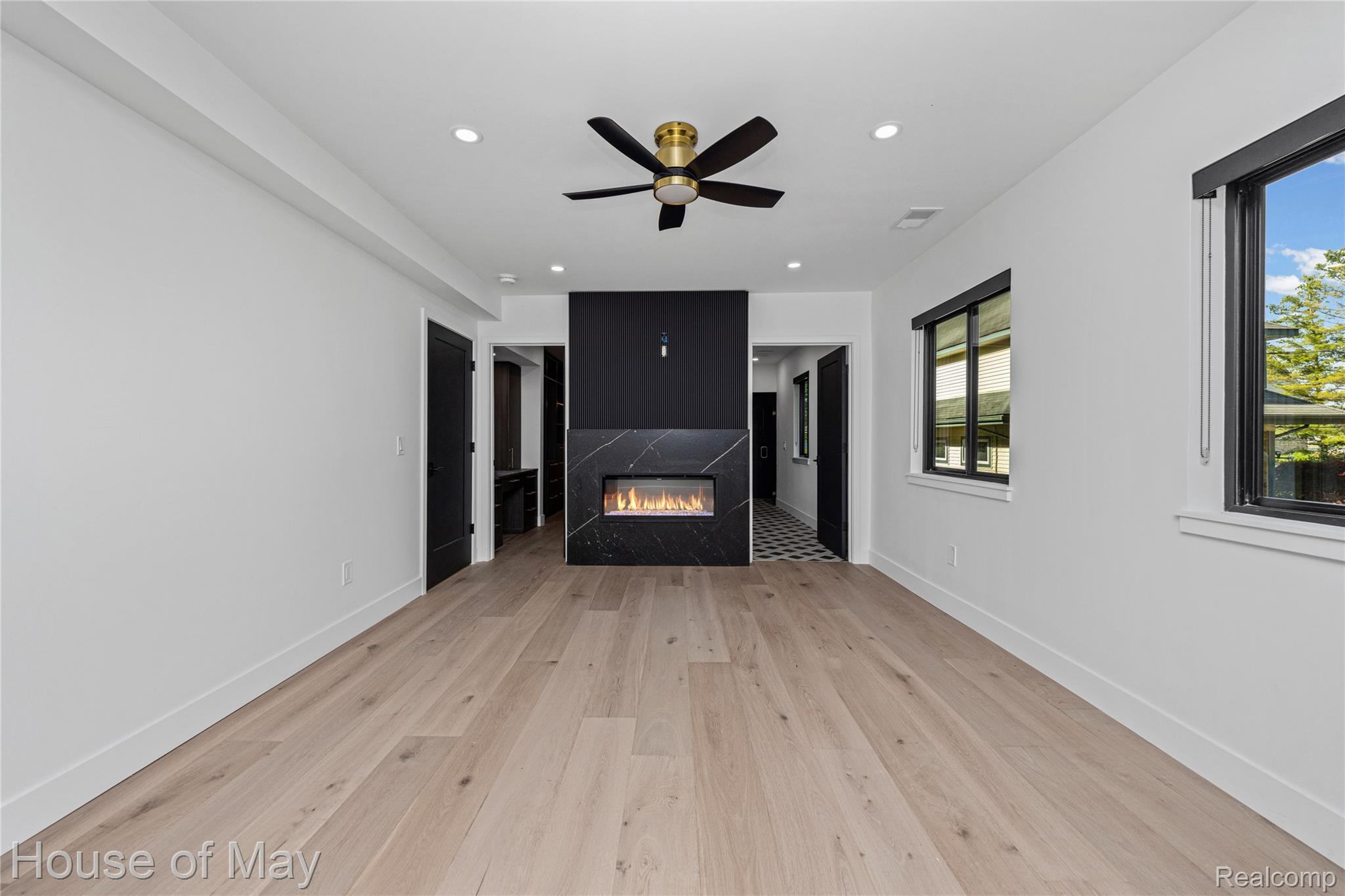 10890 Hillway Drive Property Photo 22