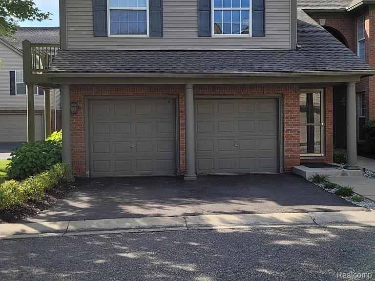 28530 Carlton Way Drive Property Photo 2