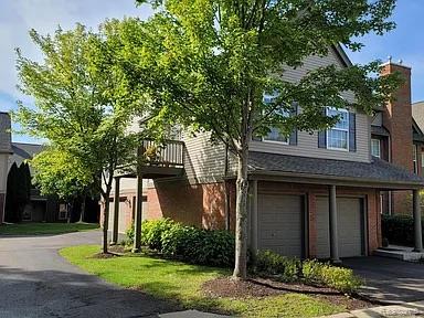 28530 Carlton Way Drive Property Photo 4