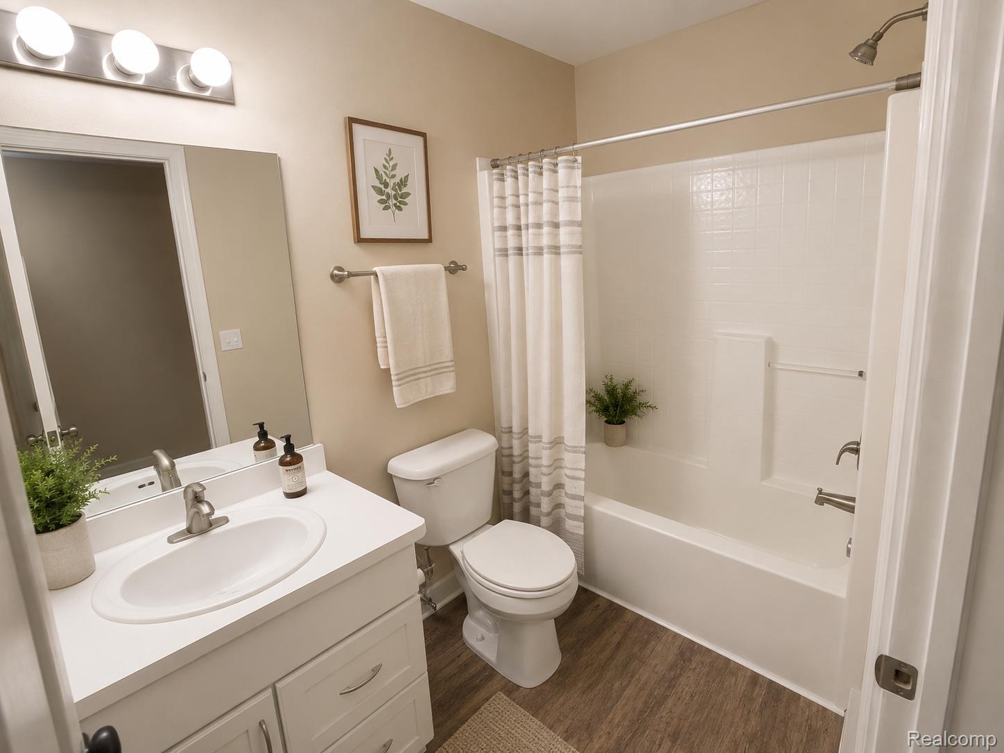 28530 Carlton Way Drive Property Photo 8