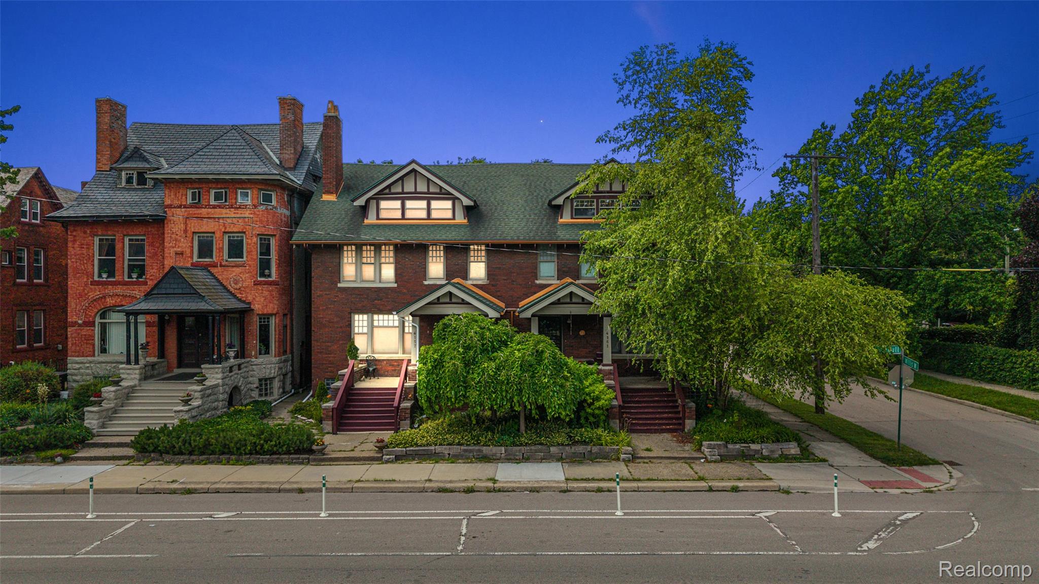 4157 Trumbull Street Property Photo 1