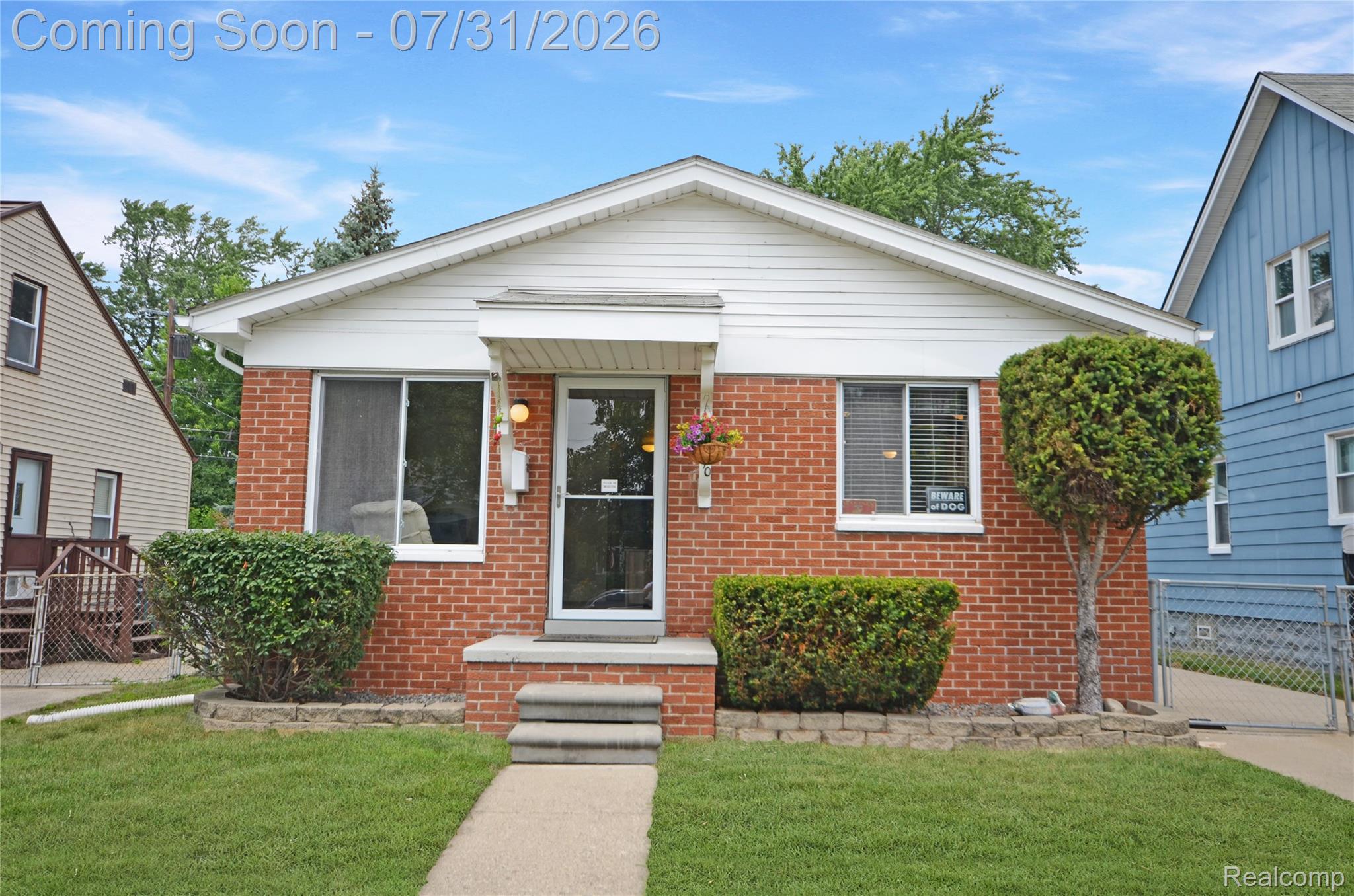 310 W Sonoma Avenue Property Photo 1