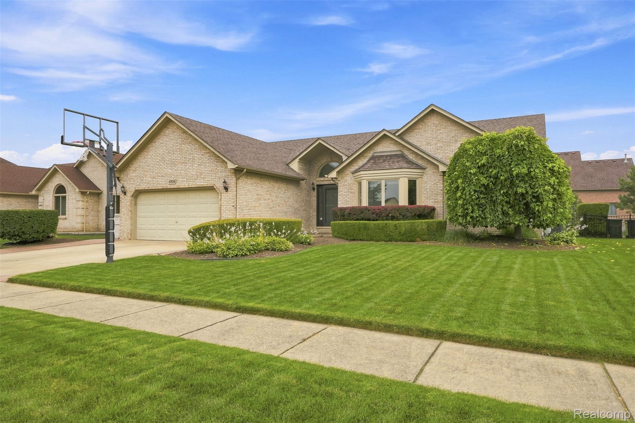 47676 Sandy Ridge Drive Property Photo 2