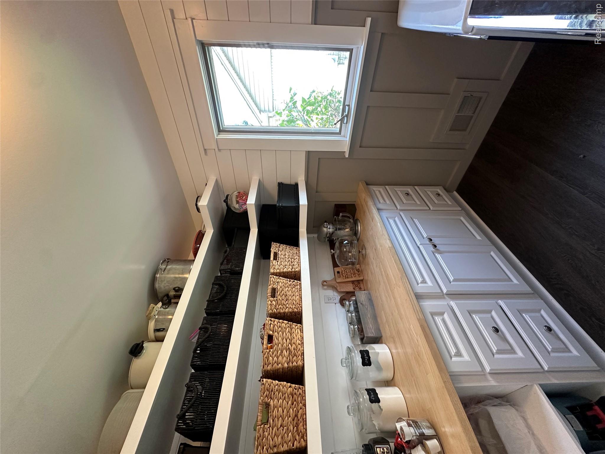 47676 Sandy Ridge Drive Property Photo 16