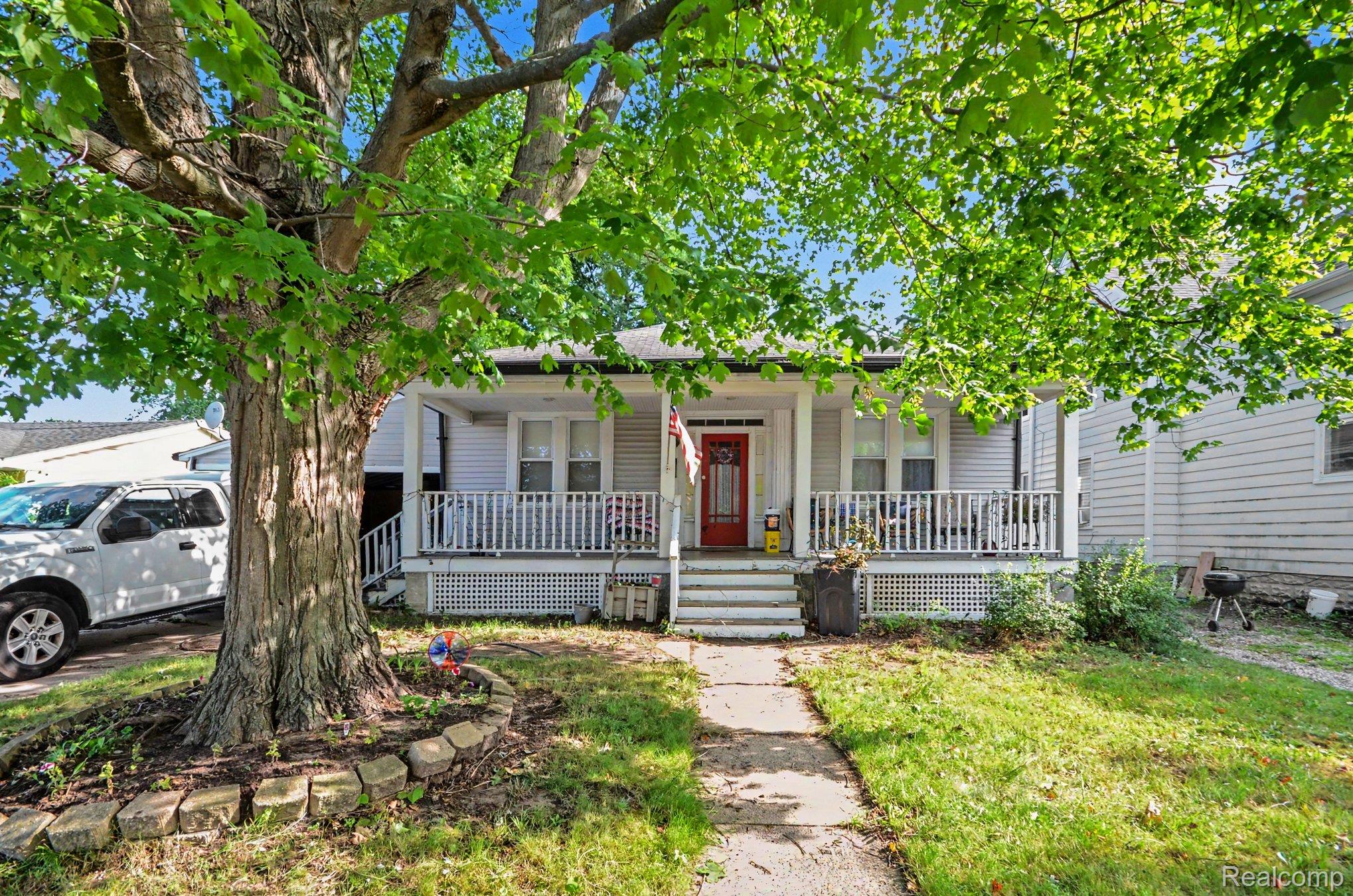 612 Vine Street Property Photo 3
