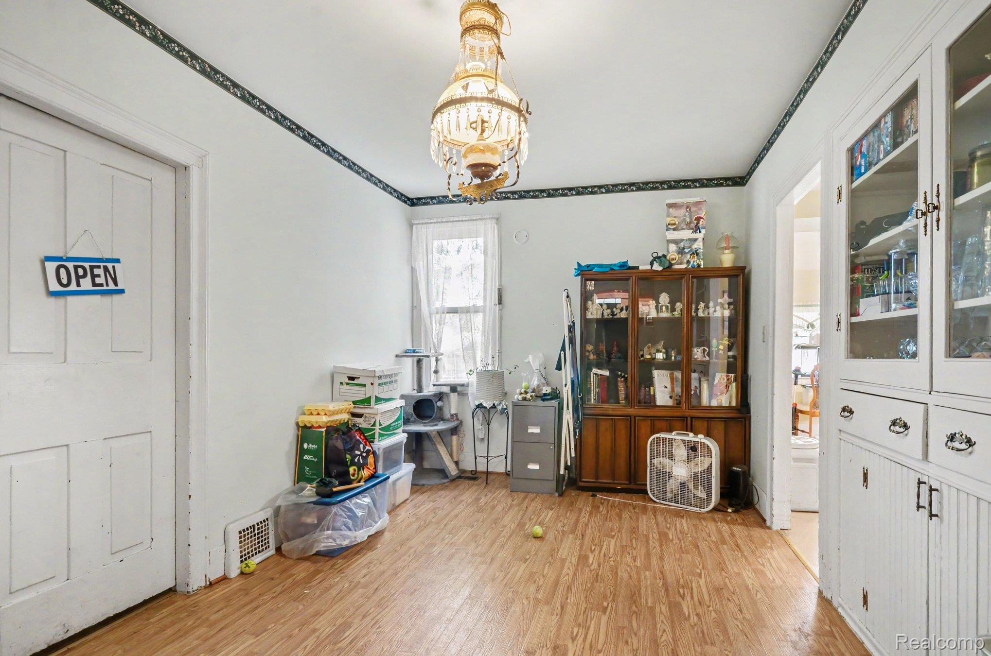 612 Vine Street Property Photo 17