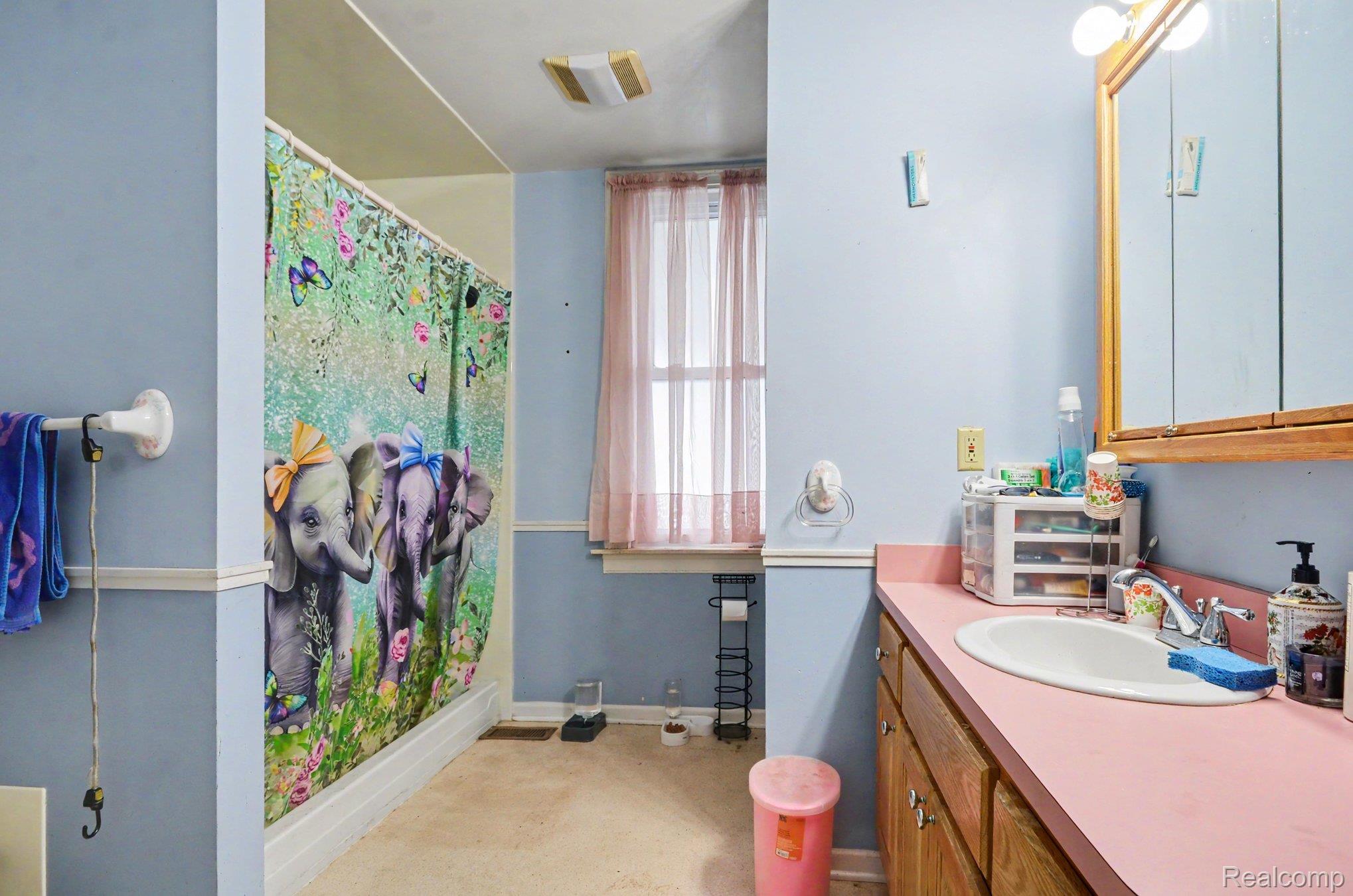 612 Vine Street Property Photo 21