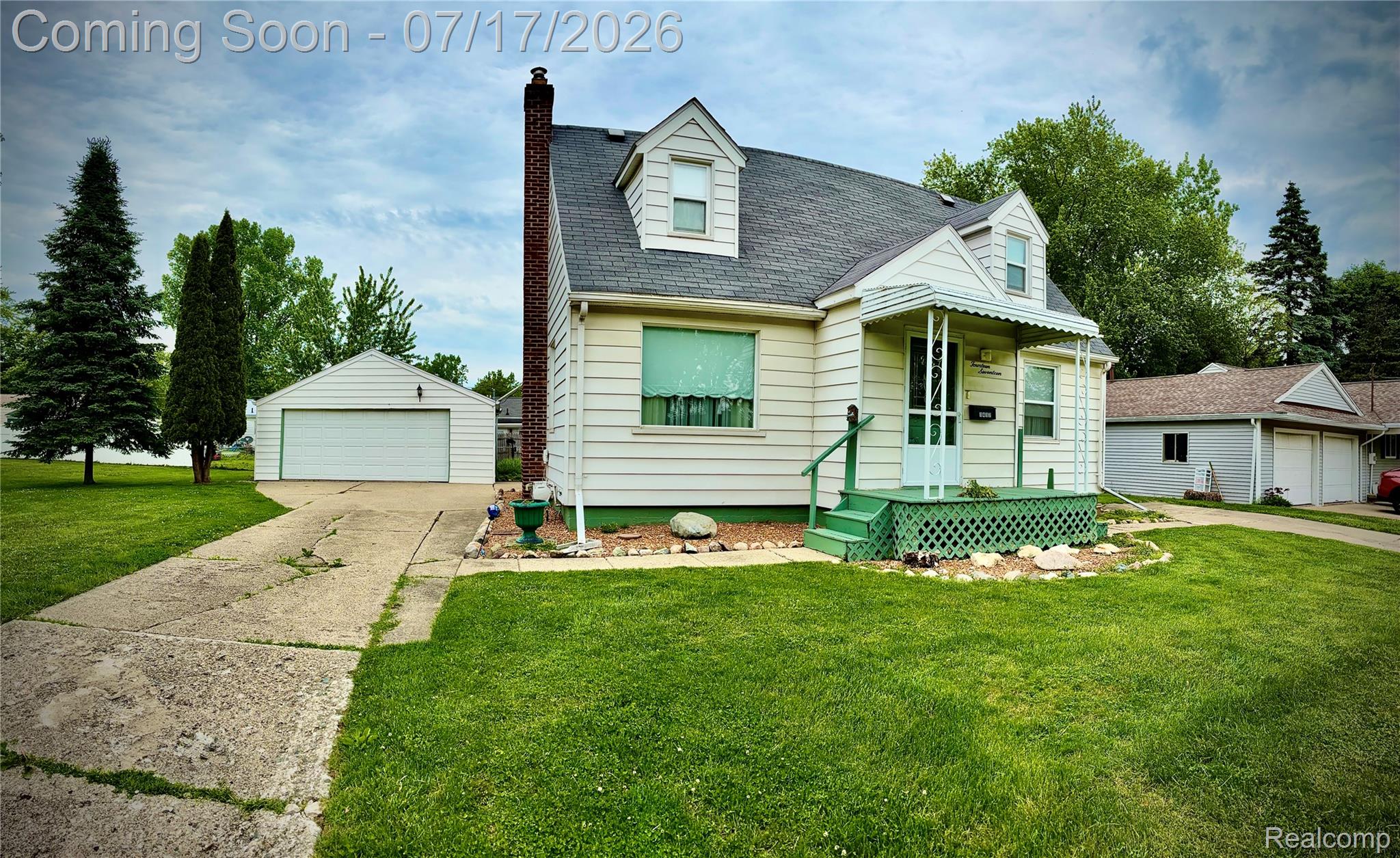 1417 Proper Avenue Property Photo 1