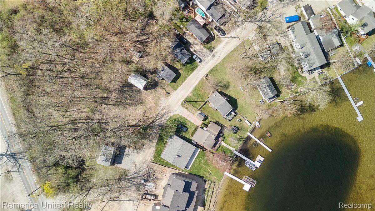 9623 Winston Property Photo 8