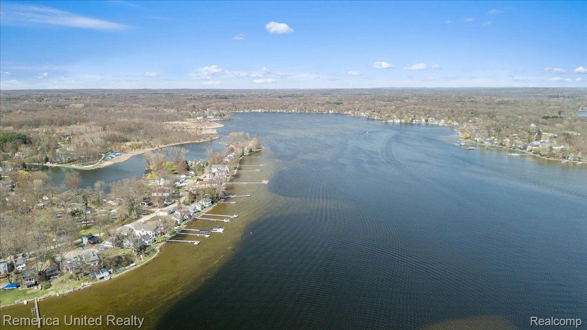 9623 Winston Property Photo 16