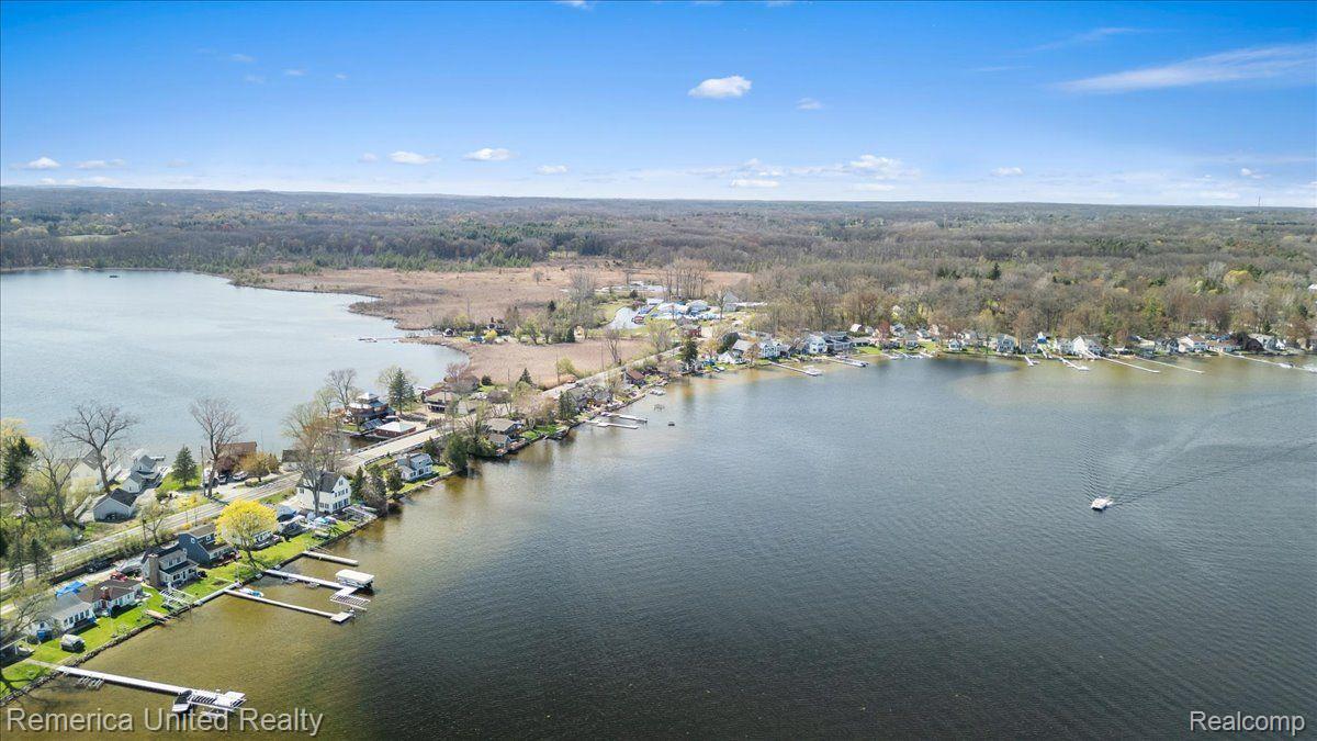 9623 Winston Property Photo 18