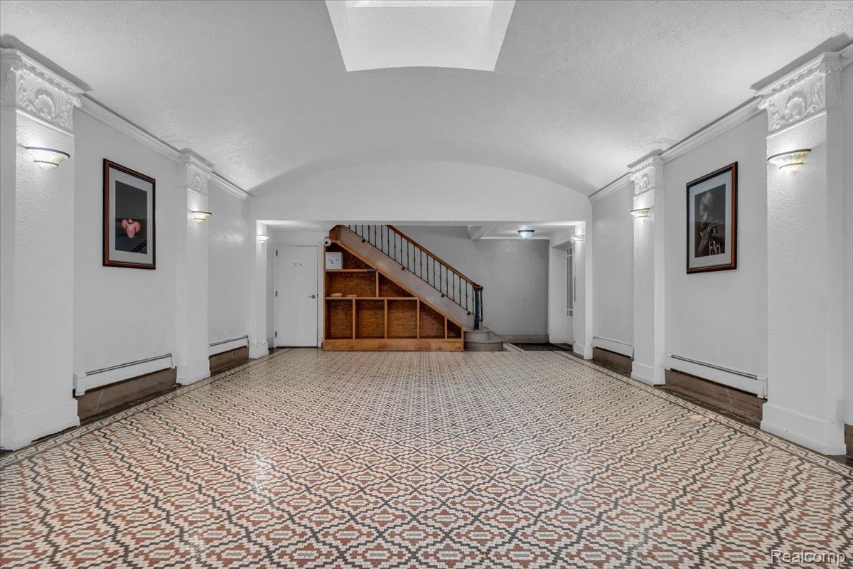 120 Seward Street 209 Property Photo 14