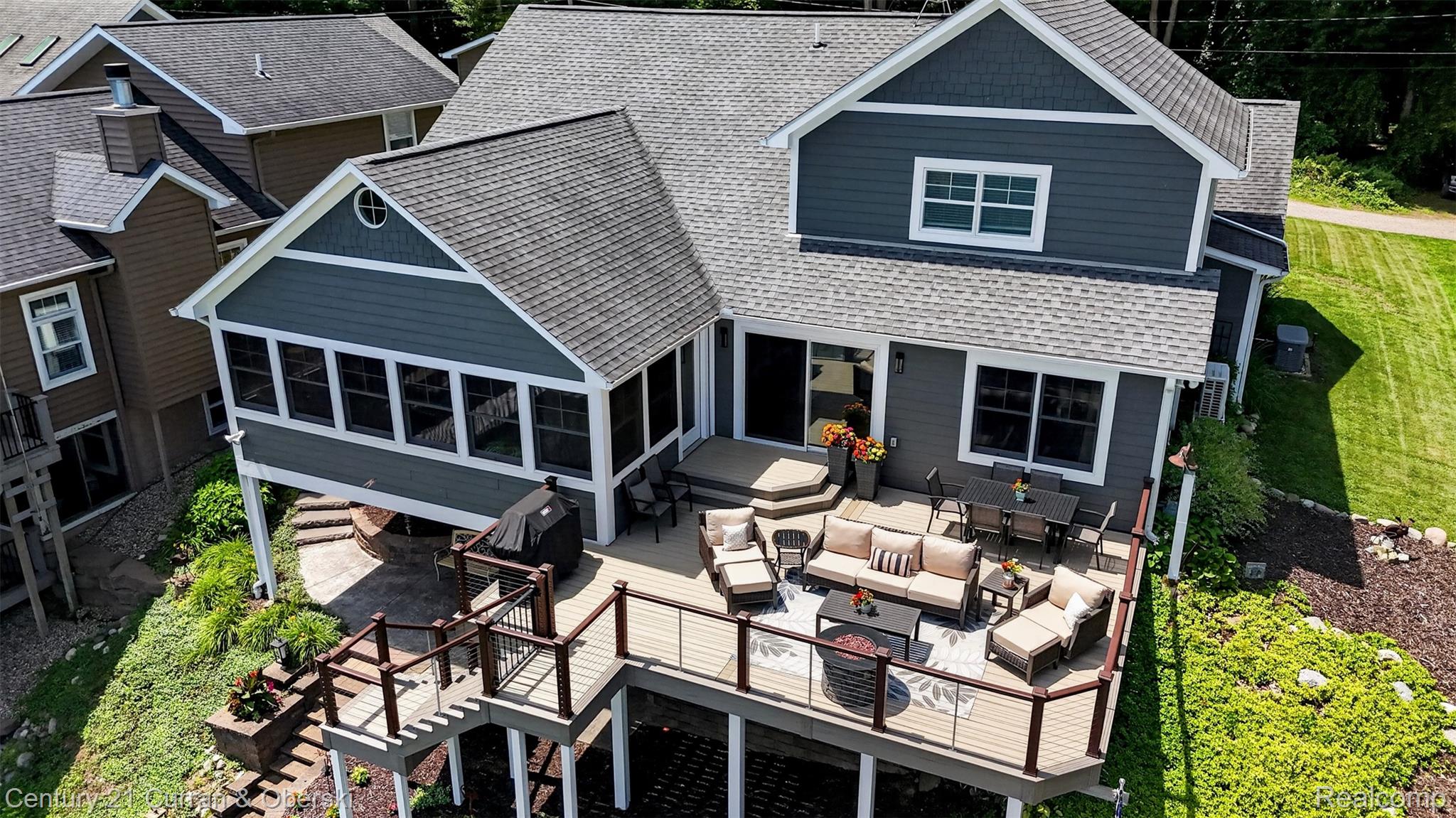 2770 Cozy Cove Property Photo 7