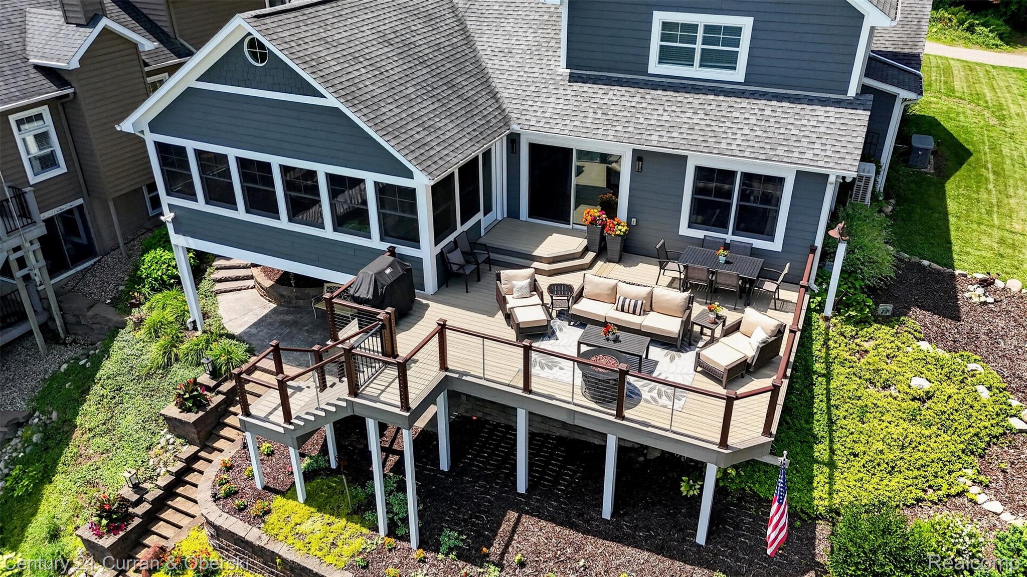2770 Cozy Cove Property Photo 8