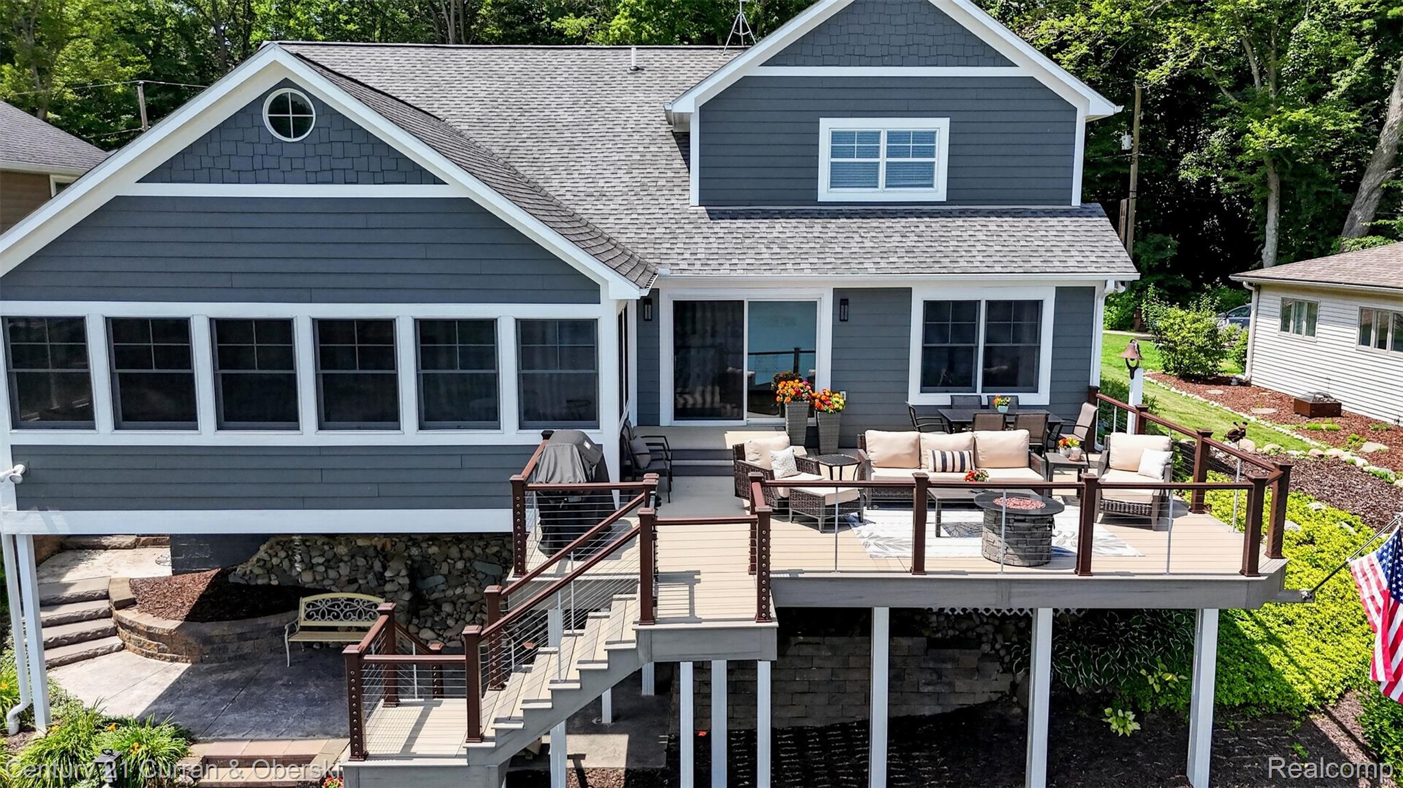 2770 Cozy Cove Property Photo 9