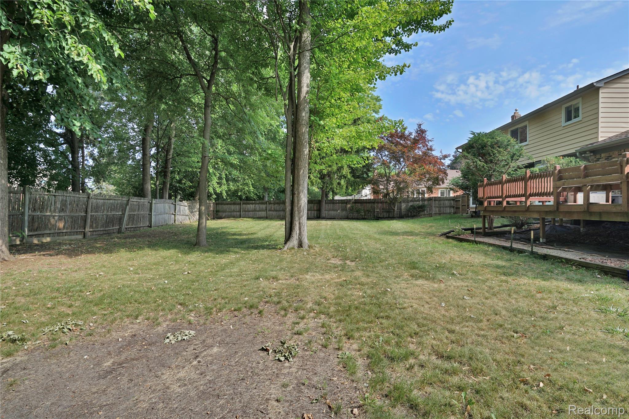54359 Algonquin Drive Property Photo 41