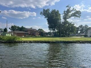 9510 Buckingham Property Photo 5
