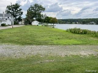 9510 Buckingham Property Photo 8