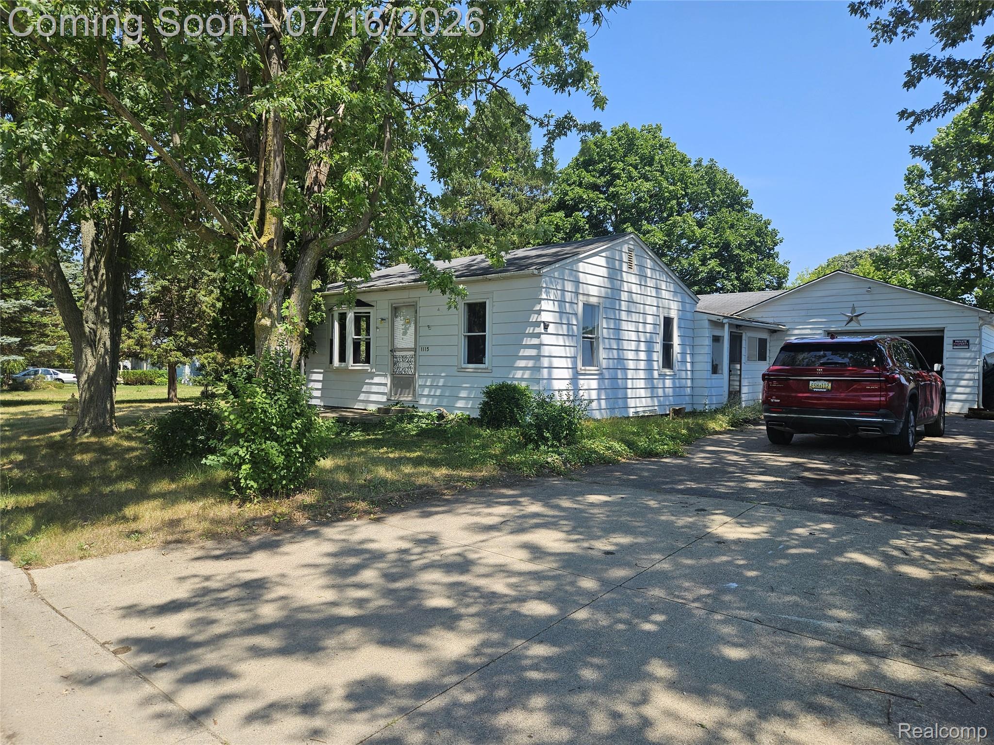 1115 State Street Property Photo 1