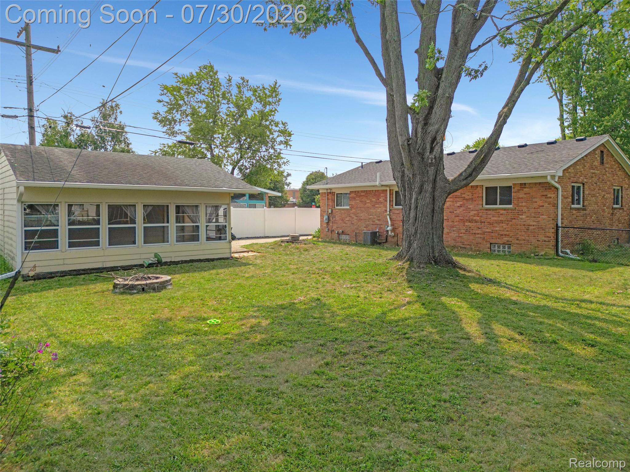22 W Braman Avenue Property Photo 2