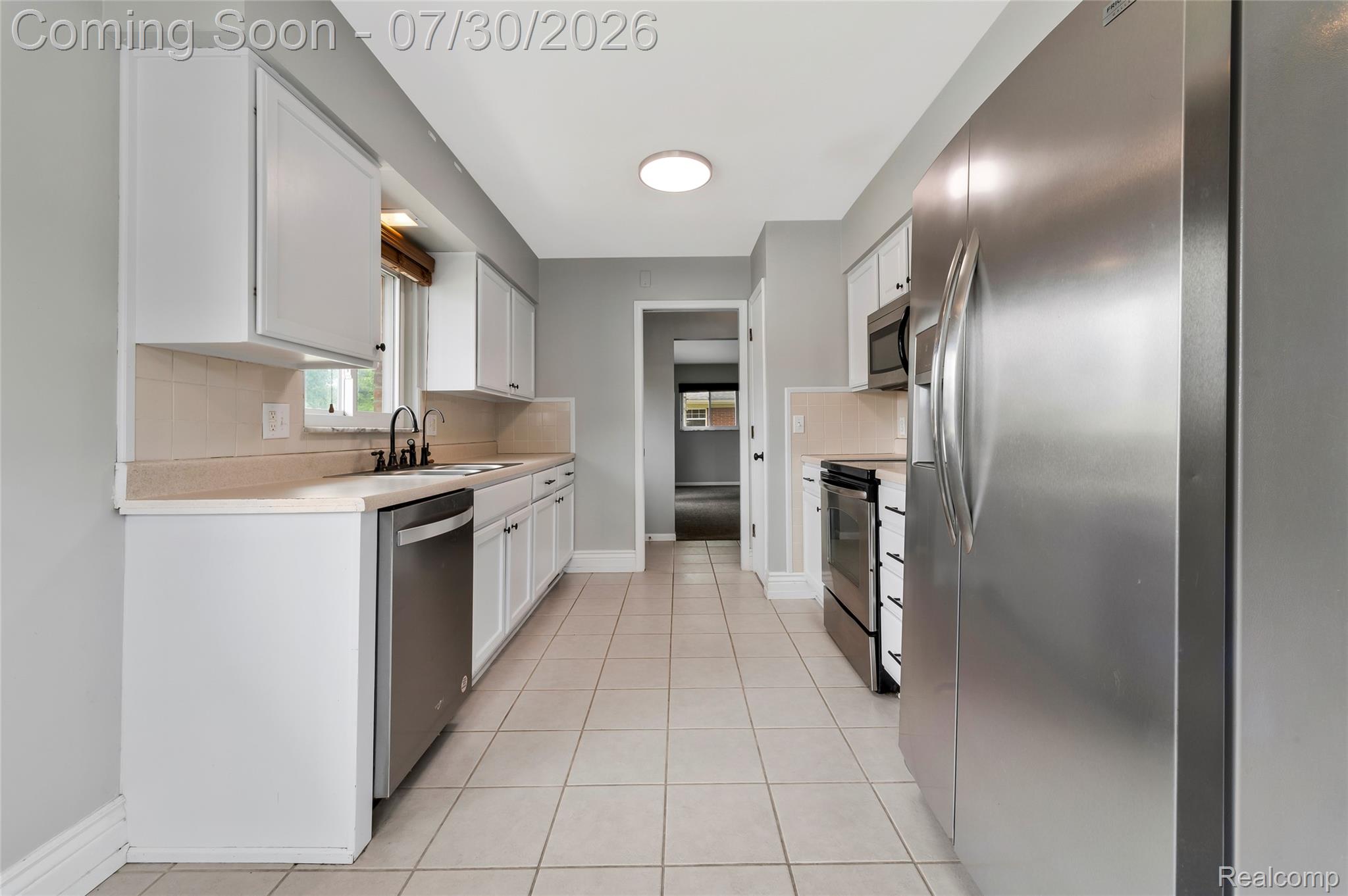 22 W Braman Avenue Property Photo 11