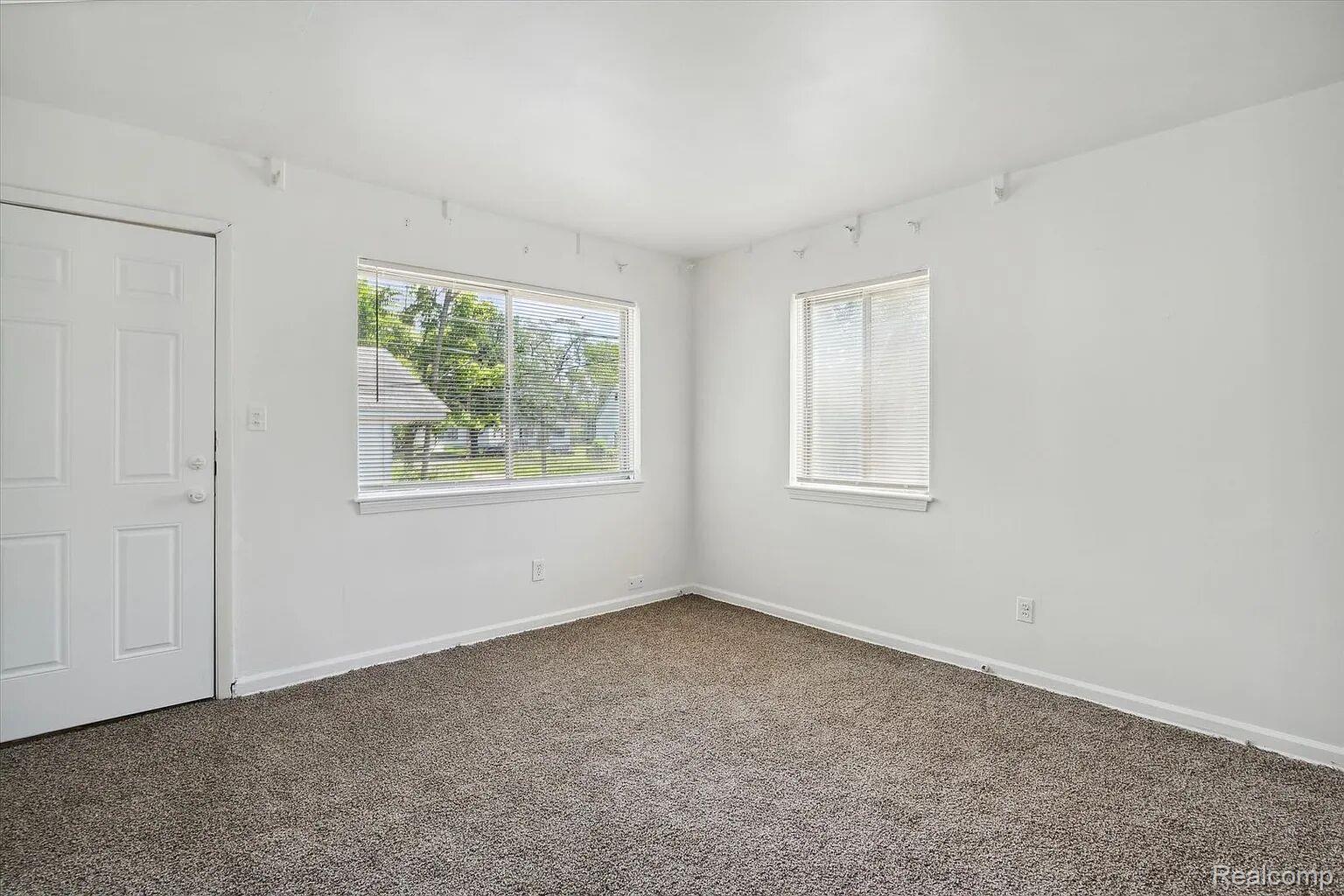 19400 Harlow Street Property Photo 18