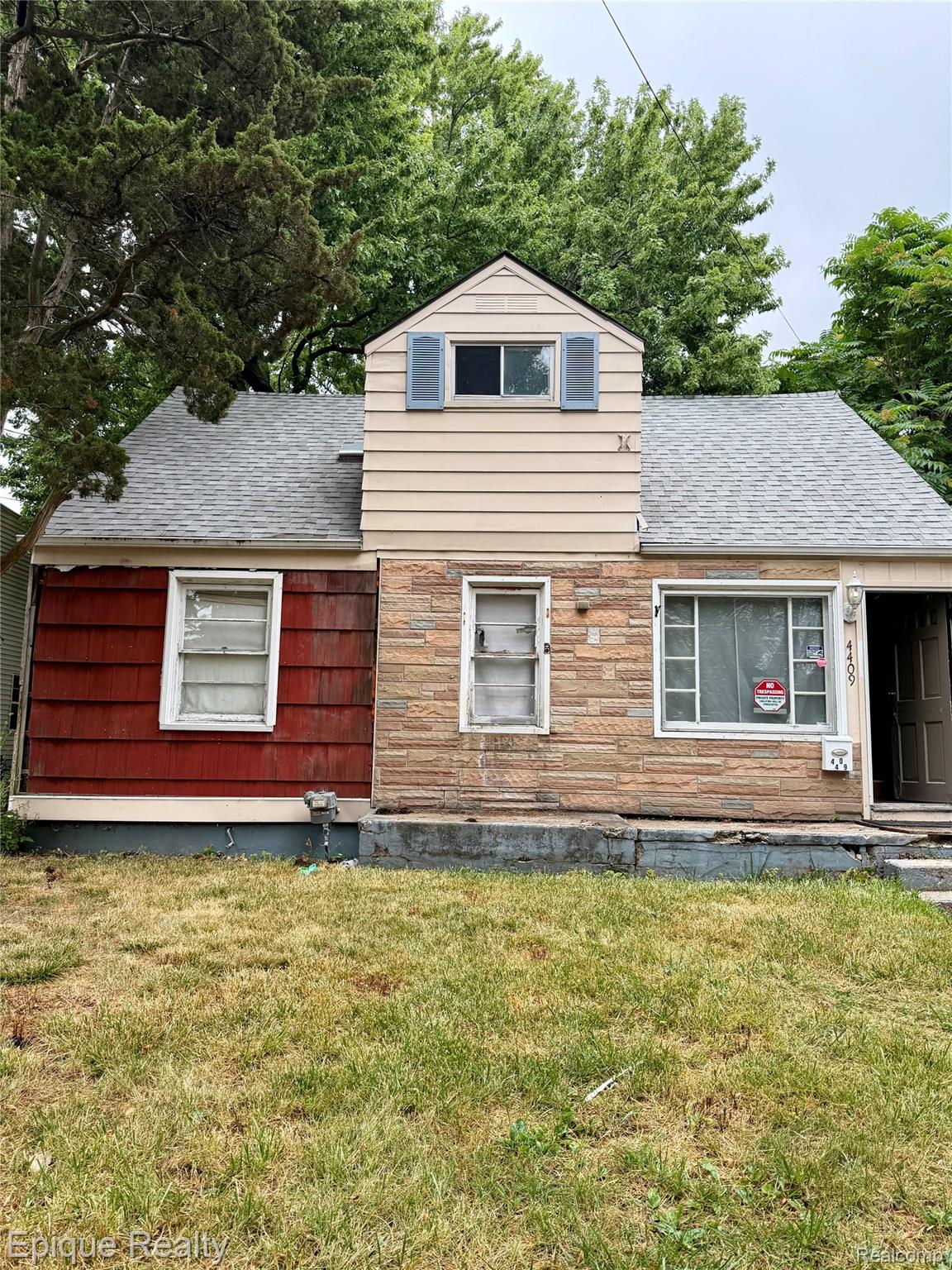 4409 Pengelly Road Property Photo 2