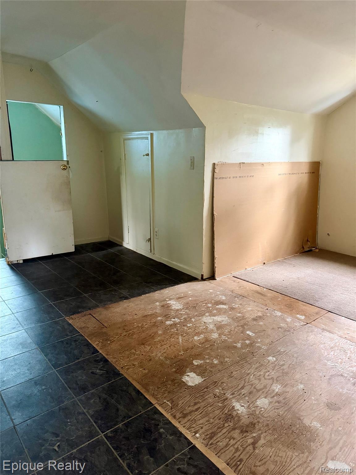 4409 Pengelly Road Property Photo 25