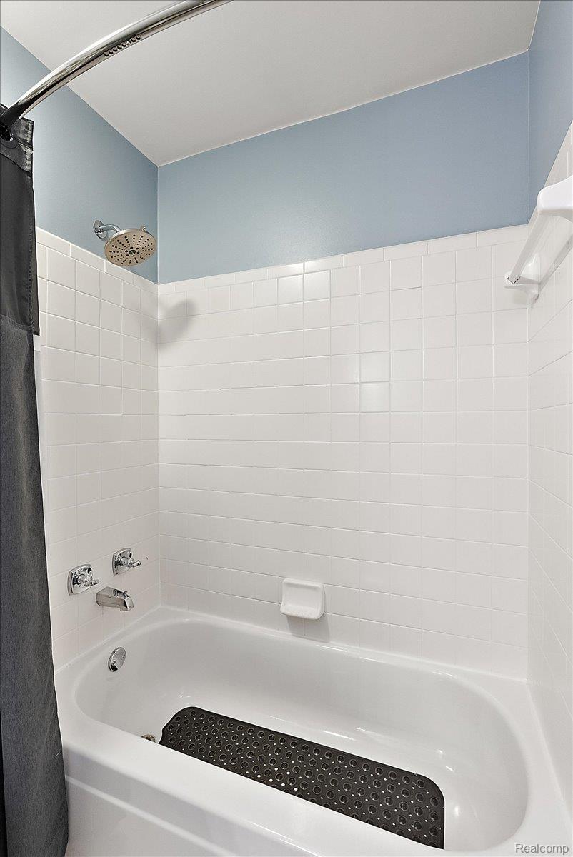 1918 Eagle Pointe Property Photo 36