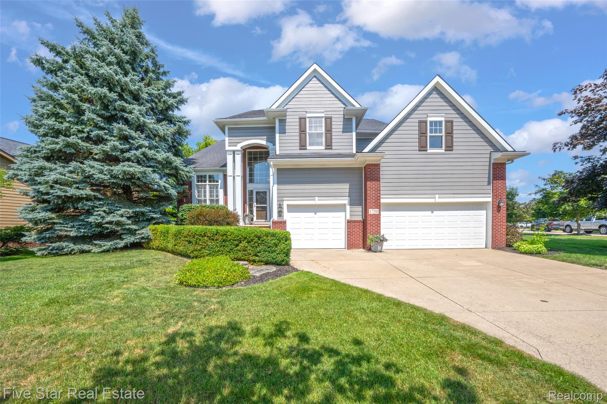 1750 Cheshire Lane Property Photo 4