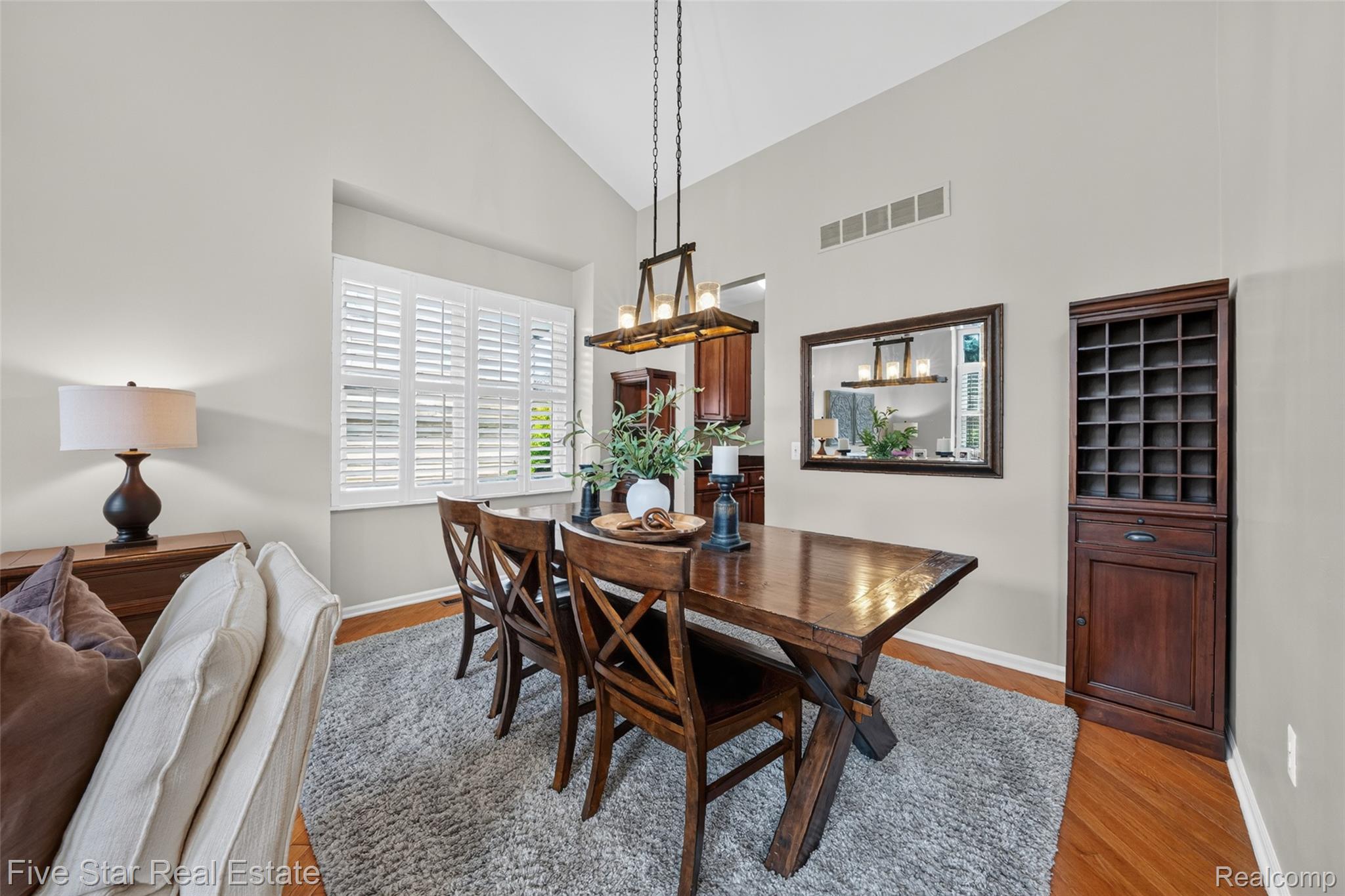 1750 Cheshire Lane Property Photo 17