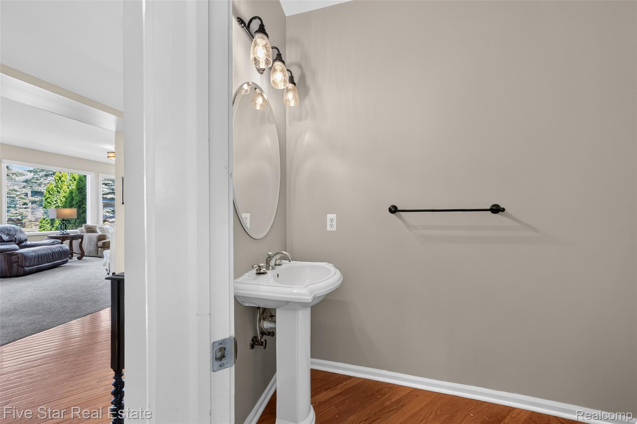 1750 Cheshire Lane Property Photo 39