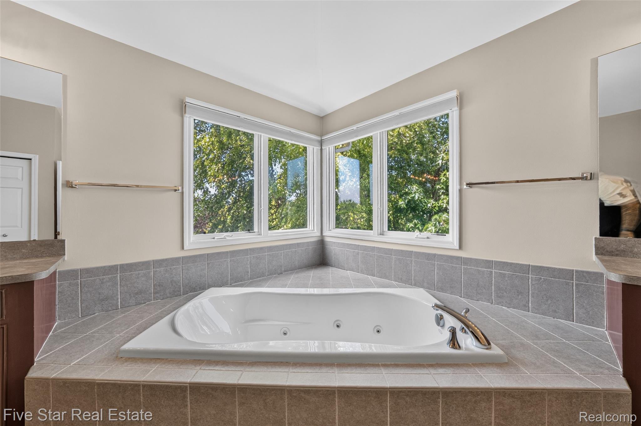 1750 Cheshire Lane Property Photo 48