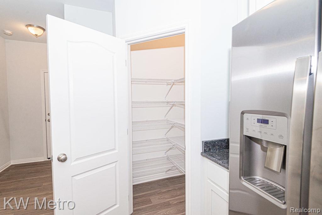 34616 John Bartley Circle Property Photo 7