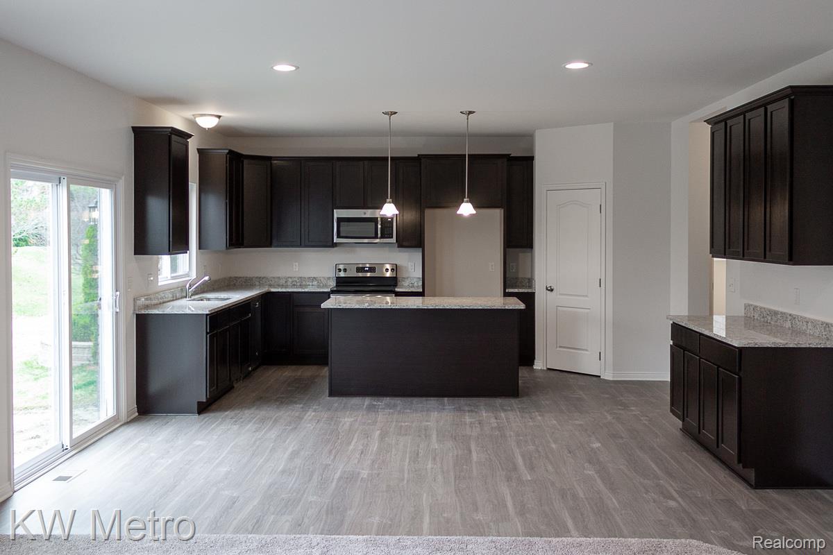 34616 John Bartley Circle Property Photo 8