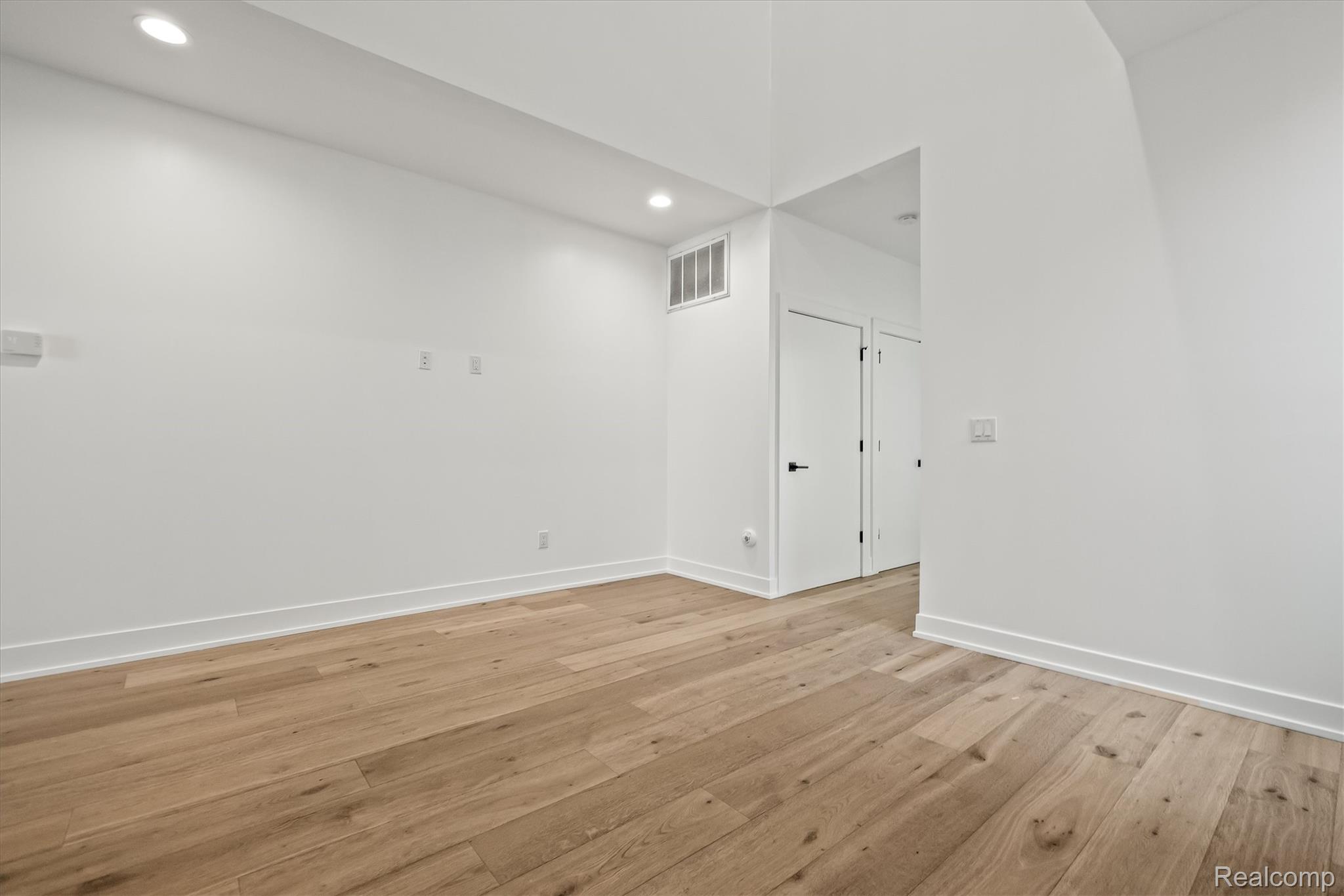 2828 John R Street 57 Property Photo 20