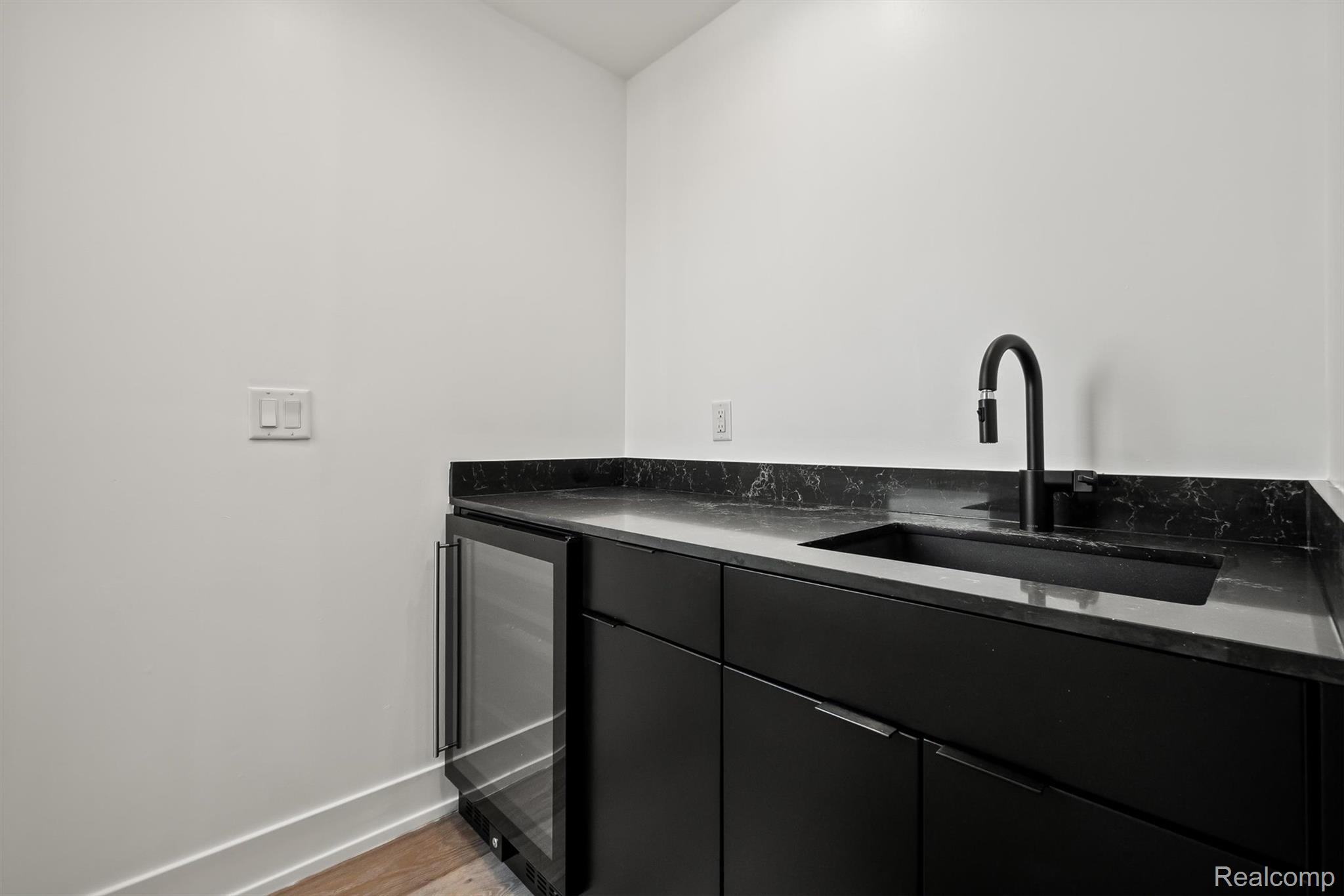 2828 John R Street 57 Property Photo 21