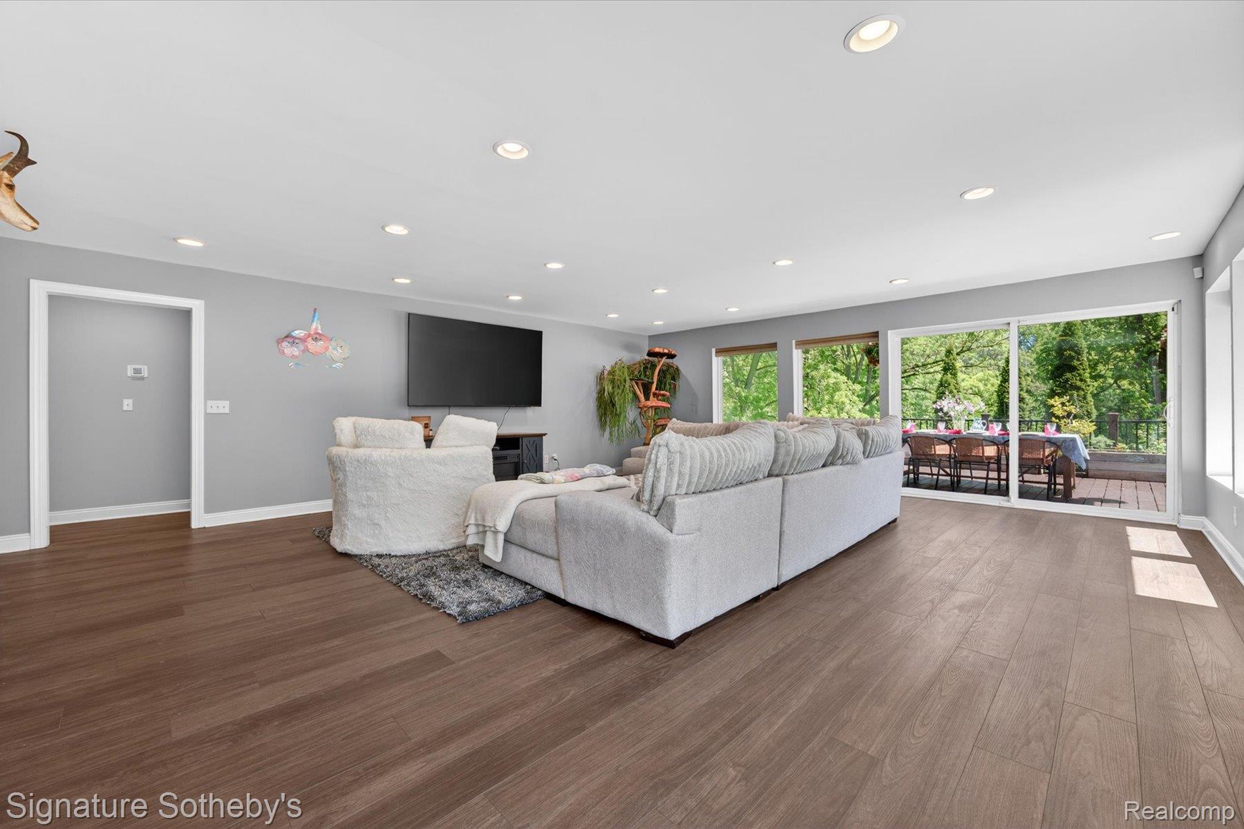 30650 Lahser Road Property Photo 22