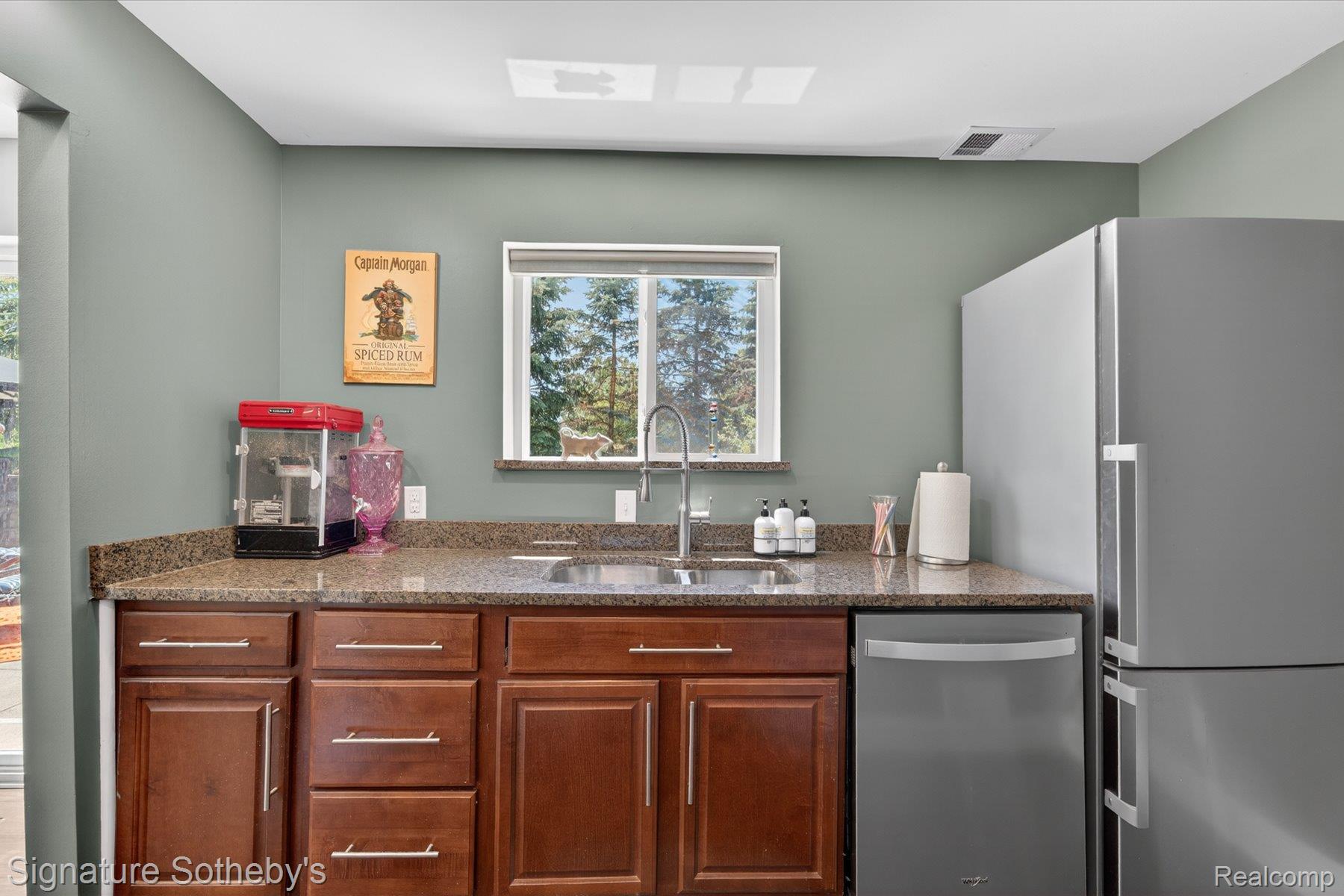 30650 Lahser Road Property Photo 47